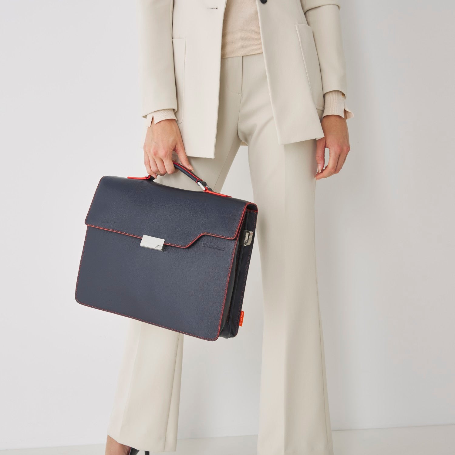 The Classic Briefcase - Navy